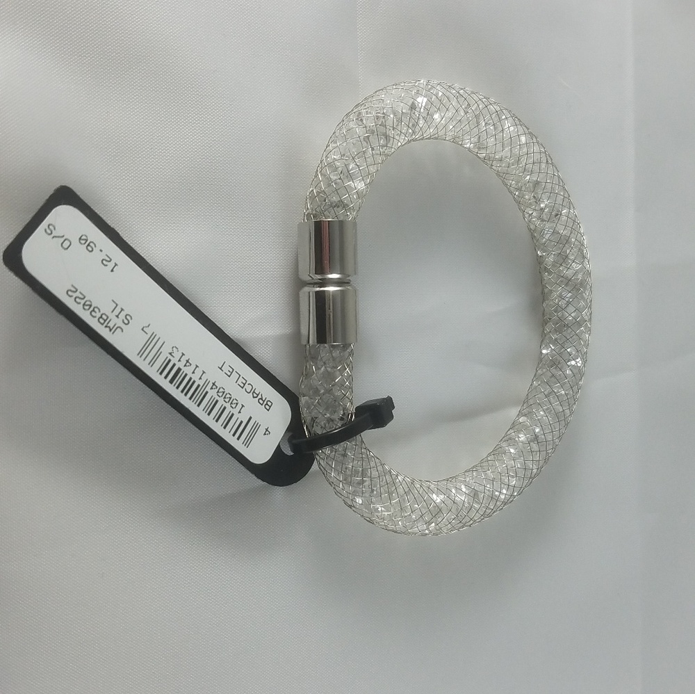 NWT Akira Rhinestone Bracelet